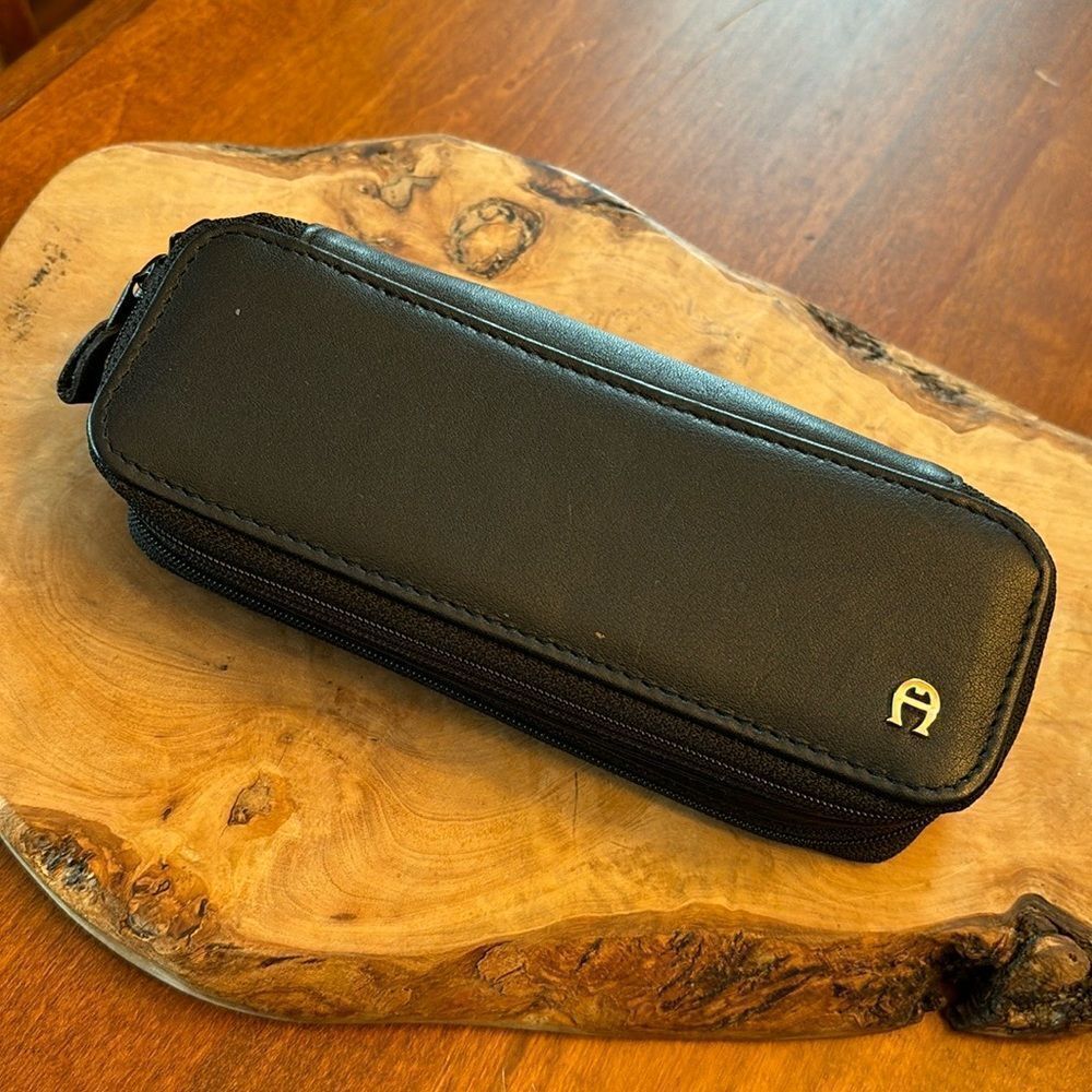 NEW Etienne Aigner Leather Double Zip Eye Glasses Case